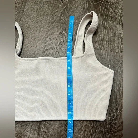 Kendall & Kylie crop tank - Picture 4 of 7